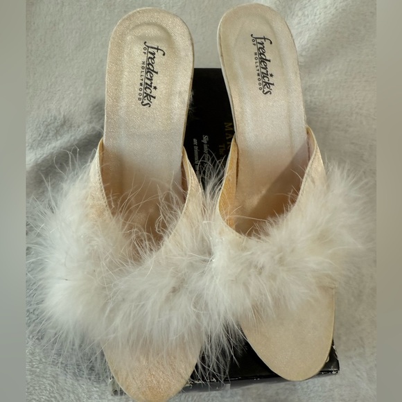 NWOT Vintage ✨Fredericks of Hollywood✨Marabou Slippers Size 6 - Picture 7 of 12